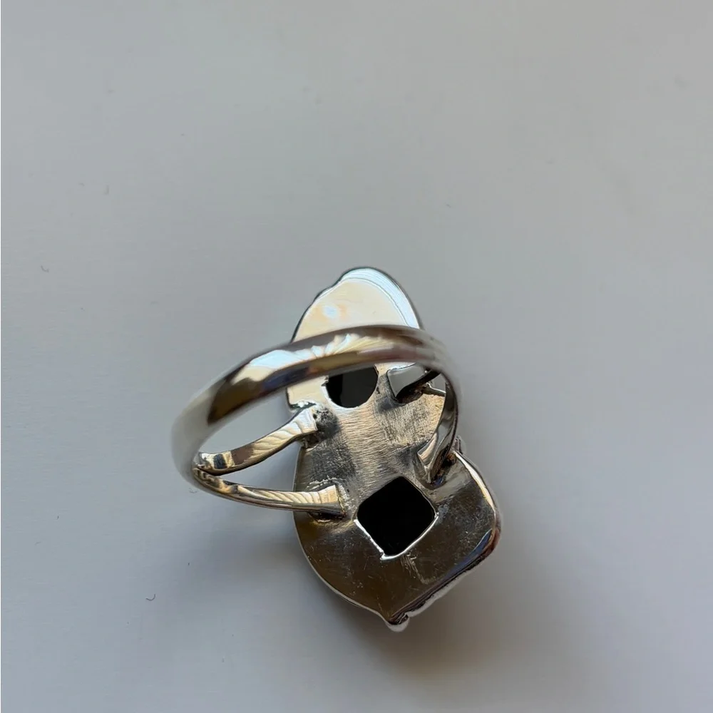 Sterling silver 925 and onyx ring, size 11
